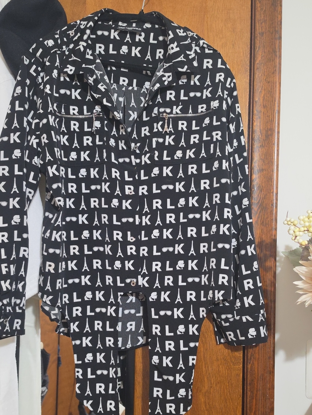 Karl Lagerfeld  Black Logo